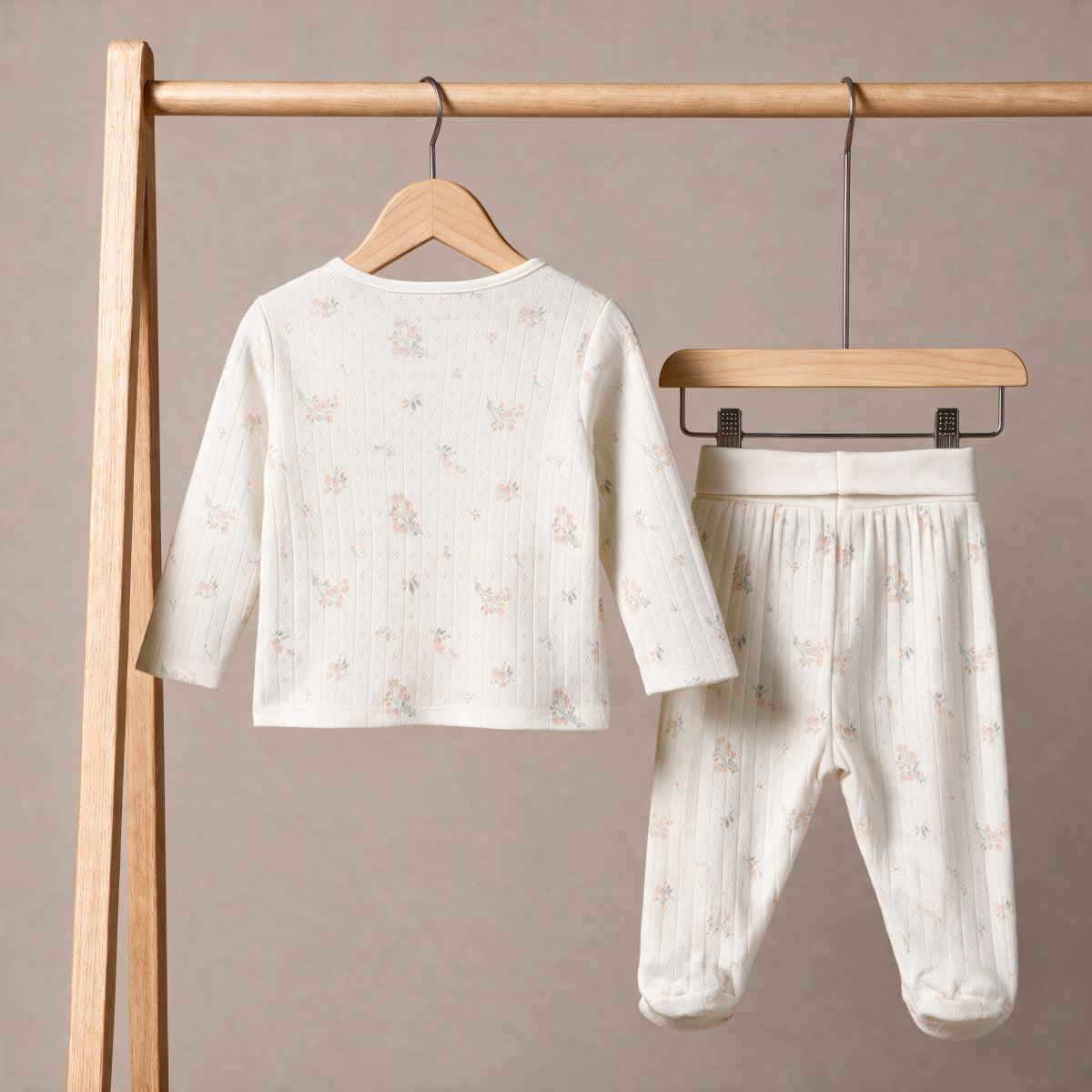 Floral-Print Top & Bottoms (Cream)