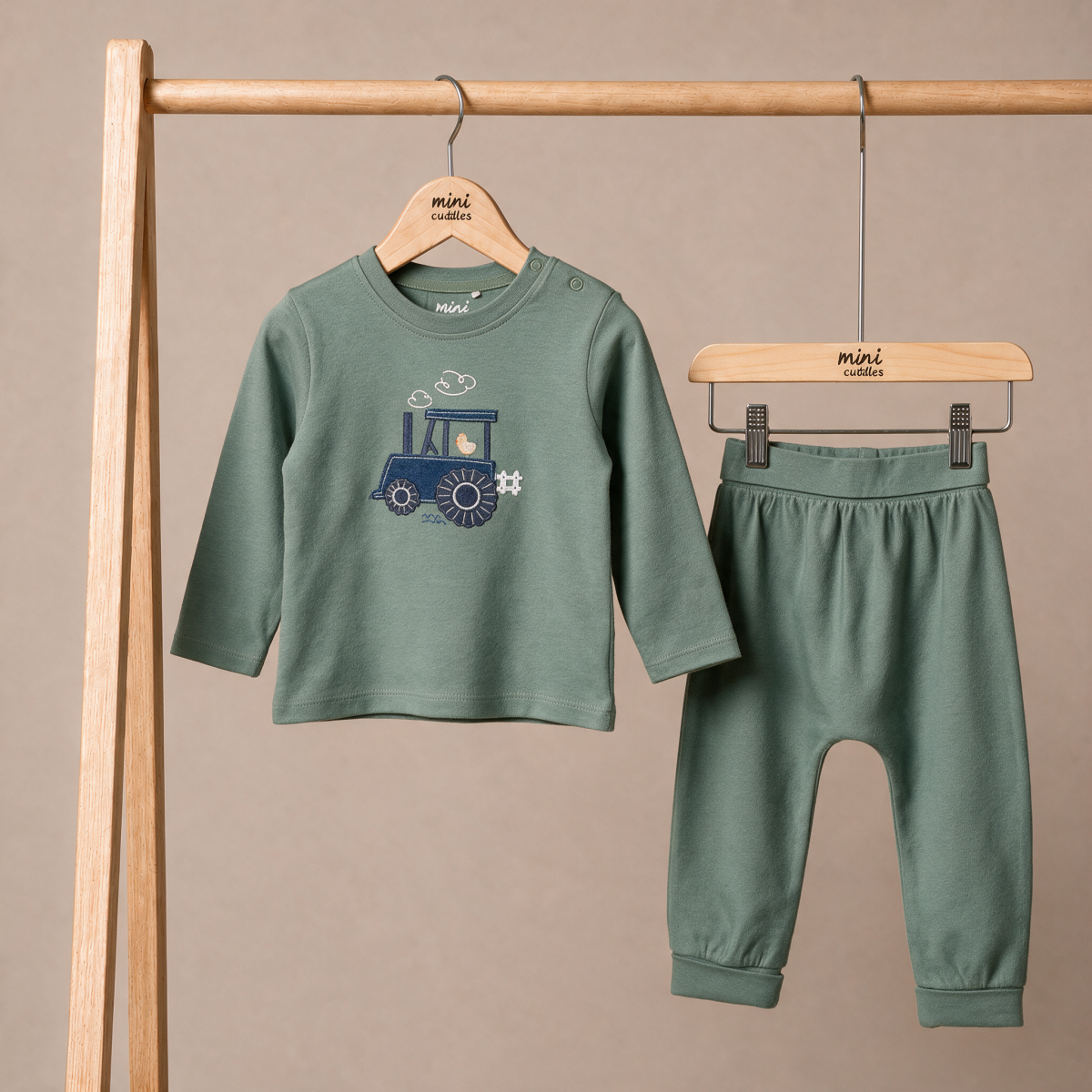 Baby Boys Cotton Tractor Embroidered Full Sleeve T-Shirt and Joggers Set, Green