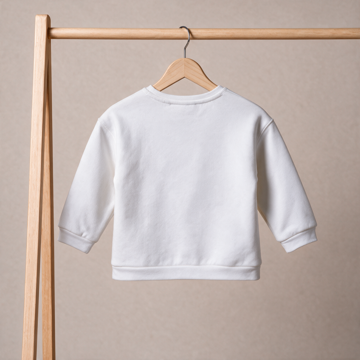 Girls White Single Sweat Shirt