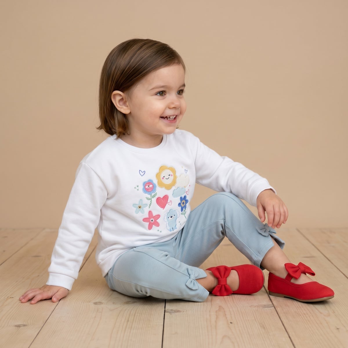 Girls White Single Sweat Shirt