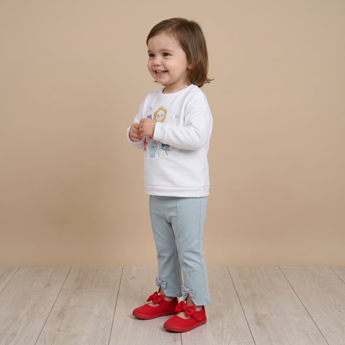 Girls White Single Sweat Shirt